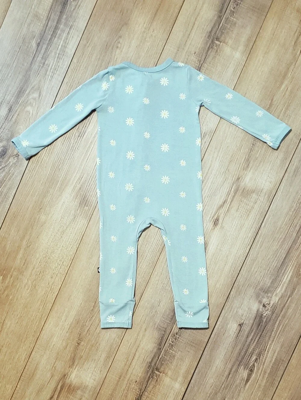 Kyte Baby Daisy Zippered Romper Size 12-18 Months